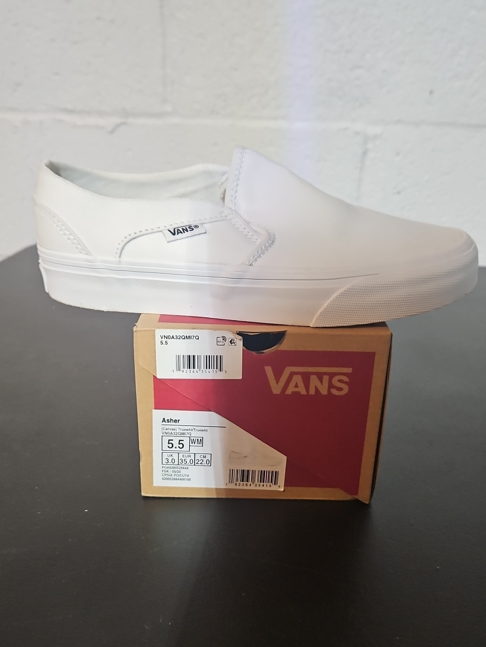 Vans Asher Slip-On Women's Sneakers — White